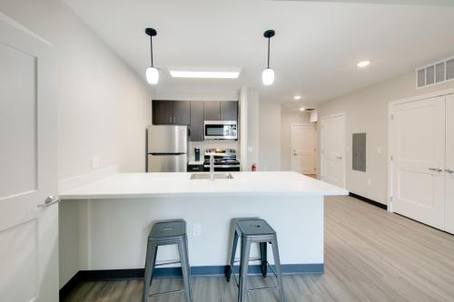 Bloomington Apartment, 3 Mi to IU Memorial Stadium in Bloomington, USA