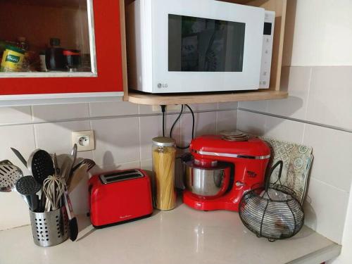 Jolie maison avec piscine Jolie maison avec piscine