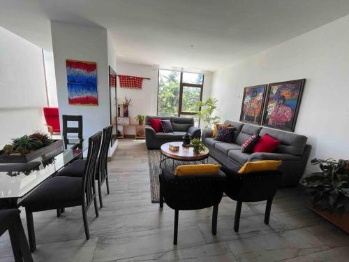DNJ-2 apartments for 12 Cayala in Zone 15