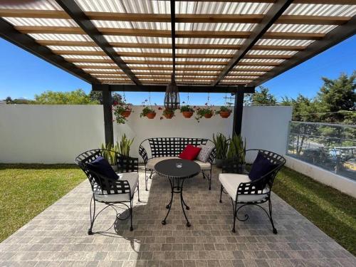 DNJ-2 apartments for 12 Cayala in Zone 15