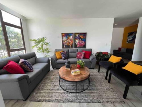 DNJ-2 apartments for 12 Cayala in Zone 15