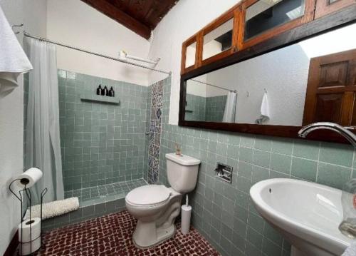T2-House 10 guests 3 blocks away from central park, Antigua Guatemala (foto 11)