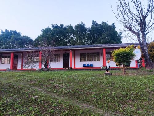 Exterior view, Hotel Eco Tours Tariquia in Bermejo