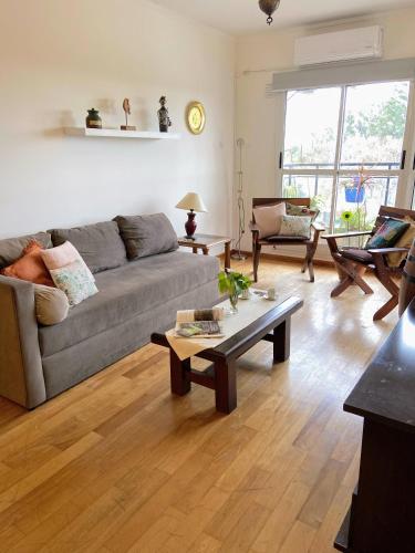 Postales de Rosario Amplio depto a metros del Rio, zona norte in 리산드로 데 라 토레