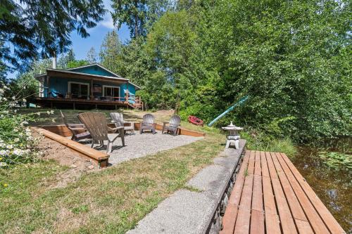 A szálláshely kívülről, Guest Cottage with Lake Access Row Boat Kayaks in Shelton