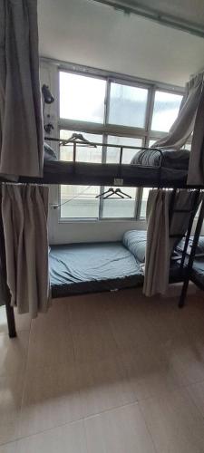 阿霞袂睏MAMAzzzzHostel