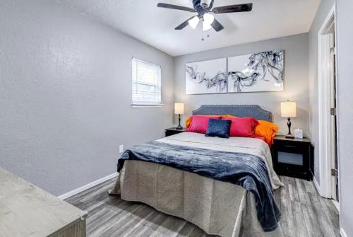 Charming 2BR in Central Lawton - Near Fort Sill in Lawton, USA