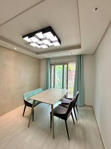 nearby subway, 2 bedroom big house, Soul (fotografie 9)