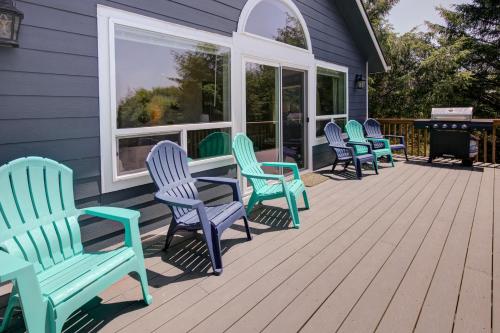 Iekārtas, Ocean Front! Walk to Beach, Fenced Yard, Vacation Beach House in Ocean City (WA)