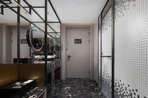 Radisson RED Xi'an High-tech – Xi'an City, LA