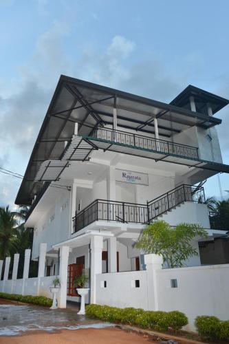 Eksterijer hotela, Rajarata Lodge in Anuradhapura