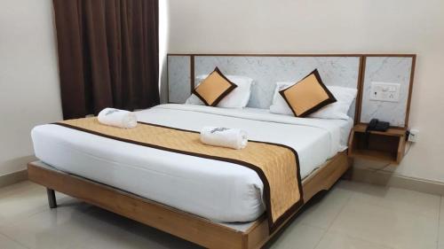 Deluxe Double Room image 4