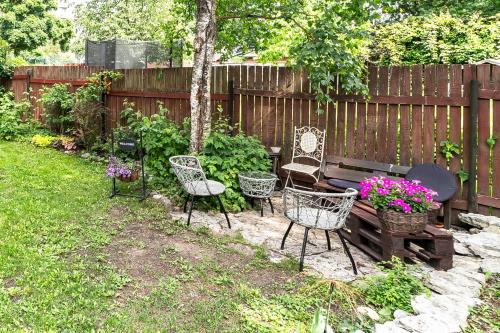Peaceful studio with desk & free parking near city center, Tallinn (photo 6)