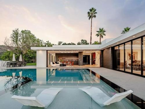 Monarch Modern in Los Angeles, USA
