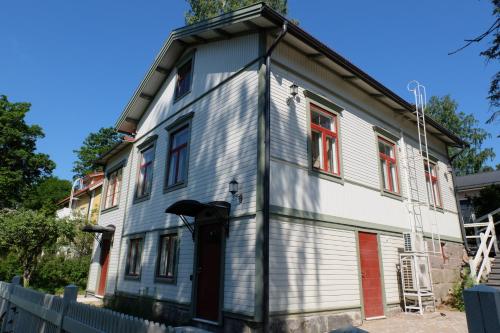 Omakotitalo, Kangasala, Ponsin talo in Кангасала
