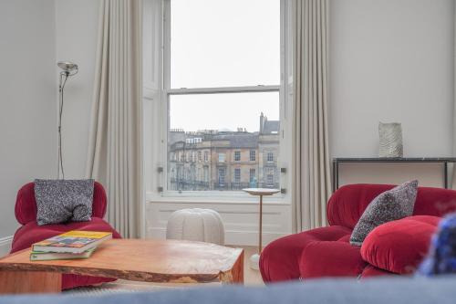 Flat with Majestic views in West End Wonderland, Edinburgh (photo 7)