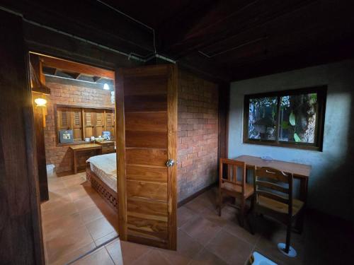 Standard Room -- 1 Bed