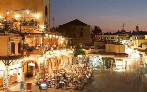 3 Charites Old Town - image 9