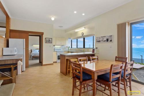 Lowtide 13a Battunga Ave Port Elliot - No Linen Included