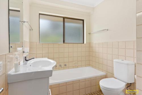 Lowtide 13a Battunga Ave Port Elliot - No Linen Included