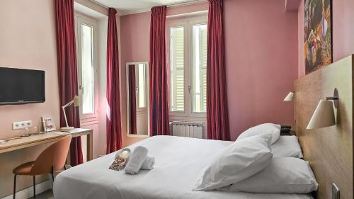 1 queen bed