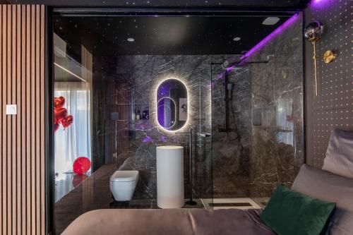 One Night Love Room Unique, Тулуза (фото 10)
