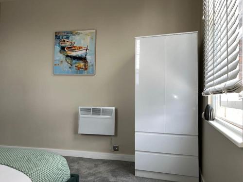 Gorgeous Quarter House Apartment, Liverpool (photo 3)