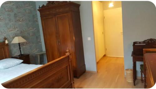 Studio, entrée par terrasse (Studio, entree par terrasse) in Saint-Jean Charmilles