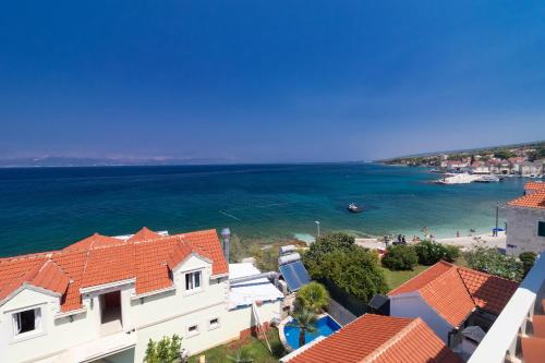 Tempat wisata terdekat, Taverna & Rooms in Pulau Brac