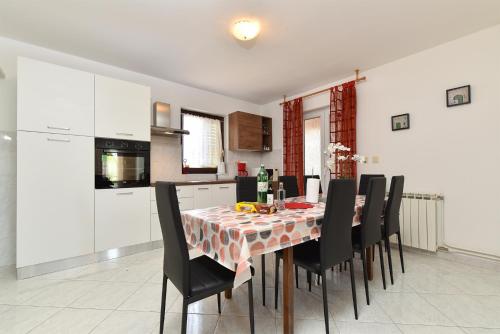 Apartments Meri 603 - Medulin