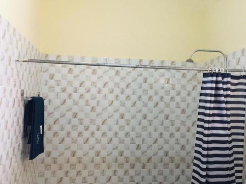 Single Room - Ground Floor in Accra, Accra (fotografie 5)