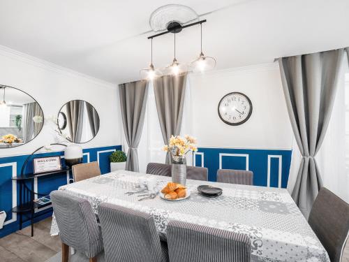 Manray House - Beautiful Three Bedroom Apartment- Paris Center, París (foto 6)