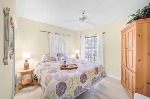 Emerald Beach 23 - image 14