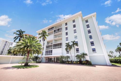 Emerald Beach 23 - image 11