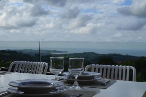 Kilátás, MIRADOR PLAYA DE OYAMBRE-vista al mar y jardín (MIRADOR PLAYA DE OYAMBRE-vista al mar y jardin) in Udias