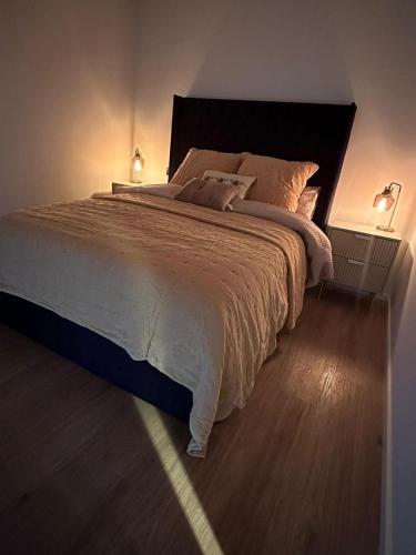 Beehive Suite - City Chic London Apartment - image 11