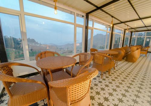 Balcony/terrace, Silent Retreat Ooty Farm Resort by VOYE HOMES in Pudumund