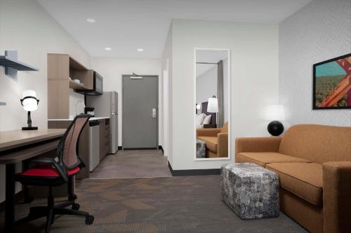 Home2 Suites by Hilton Chattanooga East Ridge - image 3