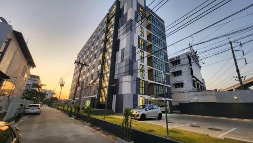 OK Hotel Bangkok, Бангкок