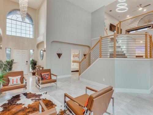 Captivating 6BR 3BA Holiday Home with Pool & Fire Pit in Mesquite (Texas)