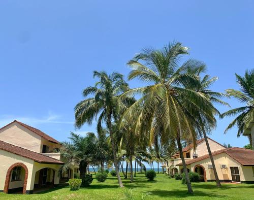 Taman, Kololi Beach Resort in Kololi