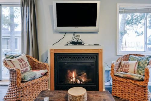 Stunning views of Lake Huron - image 9