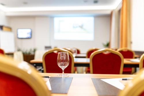 贝赛中庭酒店 贝赛中庭酒店