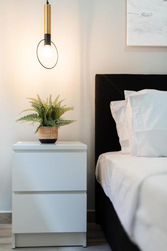 YOUR ATHENS BASE Comfy Apartments in Petralona, Steps to Metro