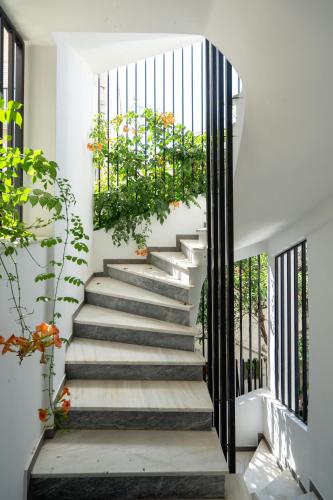 YOUR ATHENS BASE Comfy Apartments in Petralona, Steps to Metro 4