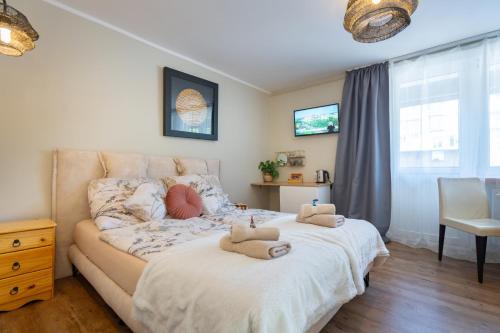 1 queen bed