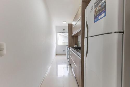 bucătărie, Excelente Apartamento a 240m da Praia de Bombas in Bombinhas