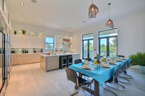 Faciliteter, Luxurious Ocean Front Mansion in The Bahamas in Dunmore Town