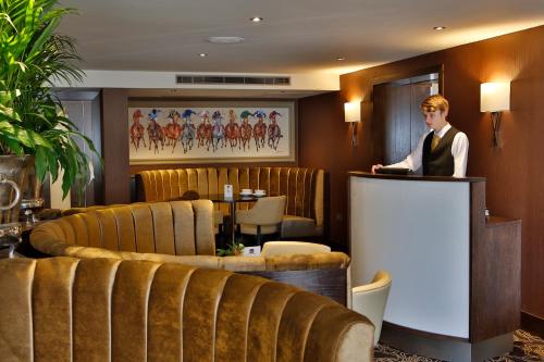 Best Western Heath Court Hotel - main image