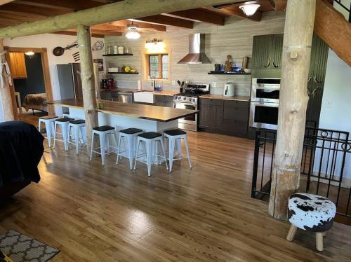 Red Barn Lodge with a Boat slip at Leach Lake in Walker, USA